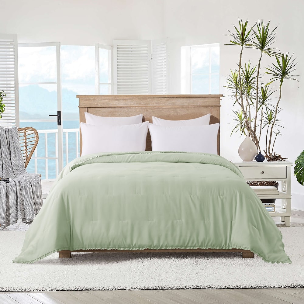 Ruffled Edge Down Alternative Blanket