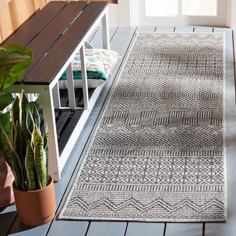 SAFAVIEH Courtyard Zorana Indoor/ Outdoor Waterproof Patio Backyard Rug - 2'3" x 8' Runner - Ivory/Black