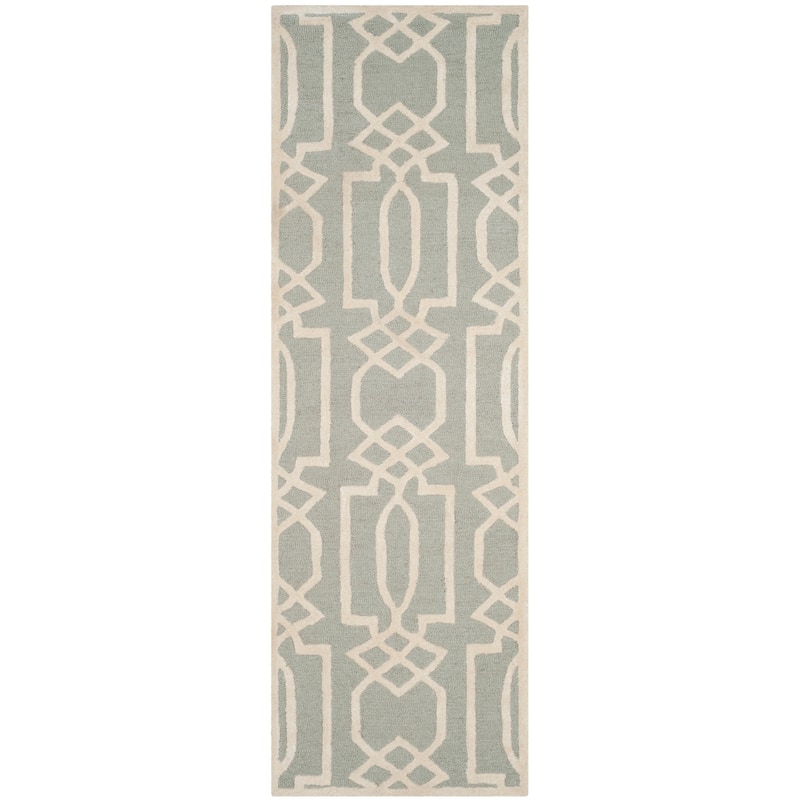 SAFAVIEH Handmade Bella Sakurako Modern Floral Wool Rug