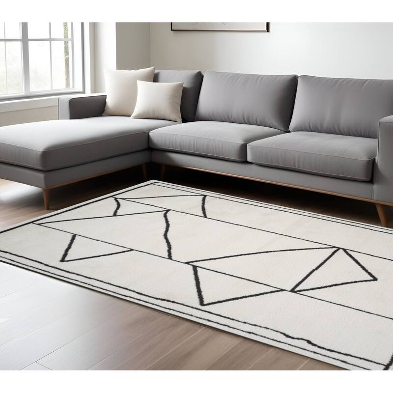 HomeRoots Geometric Rectangle Area Rug - 117.00 in. x 93.00 in.  x 0.60 in.