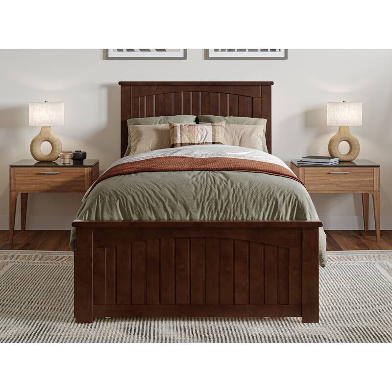 Nantucket Bed with Matching Footboard and Twin XL Trundle
