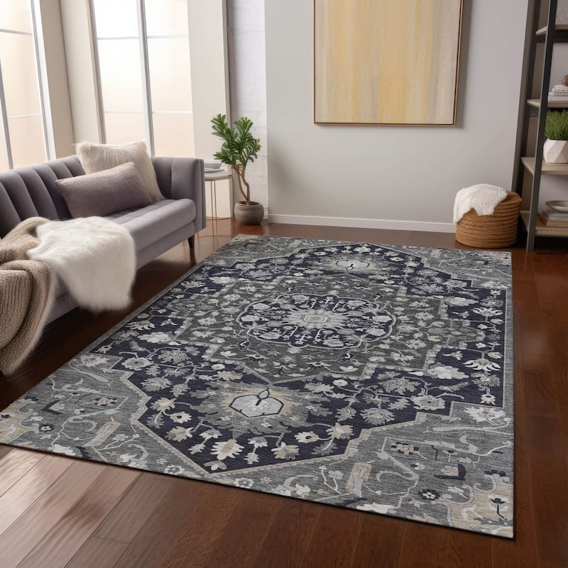 Machine Washable Indoor/ Outdoor Traditional Medallion Chantille Rug - Black - 10' x 14'