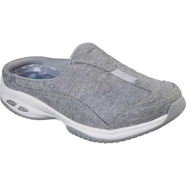 skechers commute time