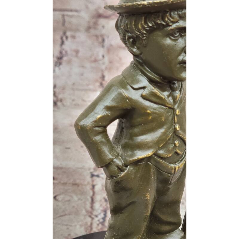Charlie Chaplin Bronze Statue – Vintage Comedy Tribute Sculpture