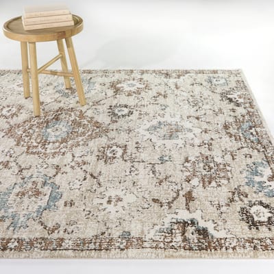 Annan Oriental Floral Area Rug