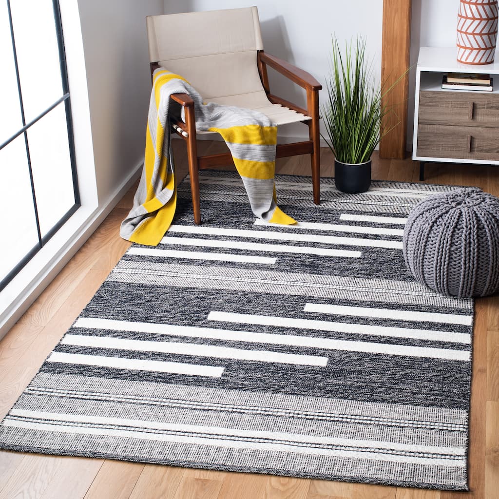 SAFAVIEH Handmade Striped Kilim Talia Modern Cotton Rug