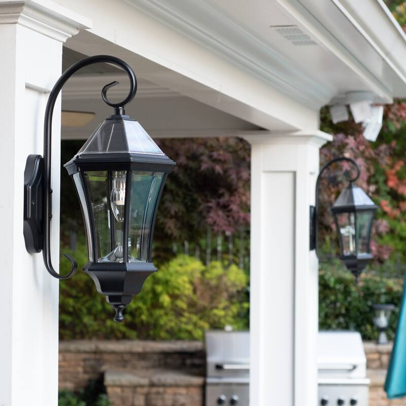Victorian Black 150 LM Solar Wall Sconce Lantern with Morph Technology