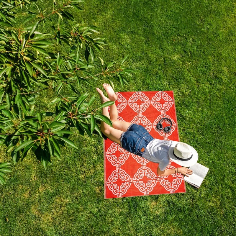 Playa Rug Outdoor Recycled Reversible Plastic Folded Mat/Rug Marrakesh Collection Lightweight & Weather, Water and UV Resistant