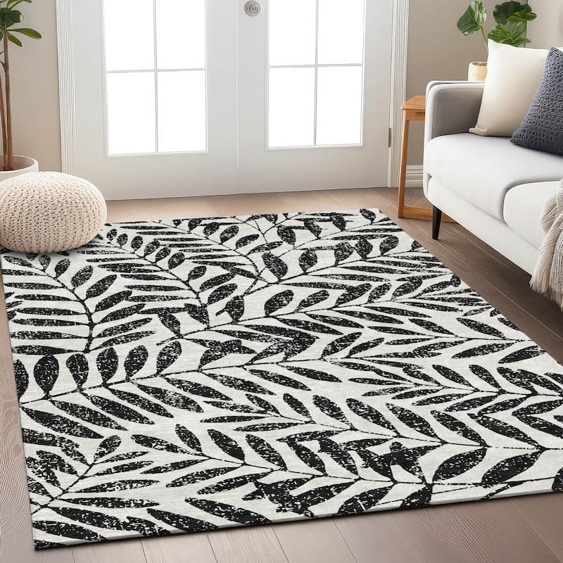 Machine Washable Indoor/ Outdoor Chantille Palm Rug