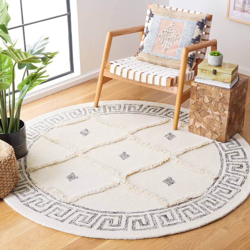 SAFAVIEH Handmade Casablanca Roseliese Wool Rug - 6' Round - Ivory/Black
