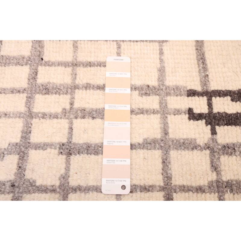 ECARPETGALLERY Hand-knotted Tangier Cream Wool Rug - 5'3 x 7'10