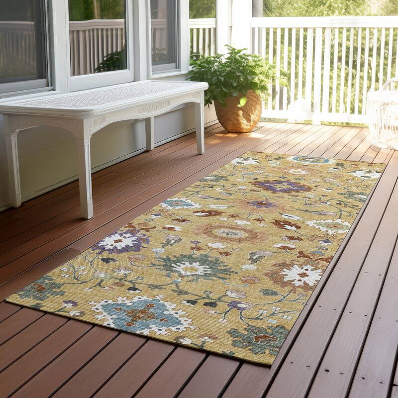 Machine Washable Indoor/ Outdoor Traditional Marci Chantille Rug - Gold - 2'3" x 7'6"