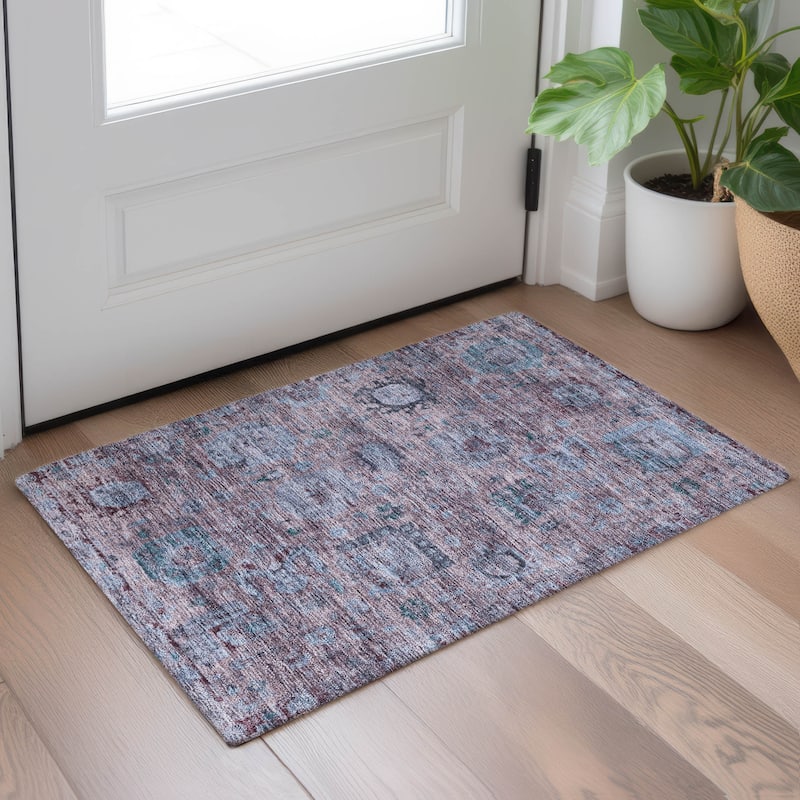 Machine Washable Indoor/ Outdoor Vintage Traditional Chantille Rug