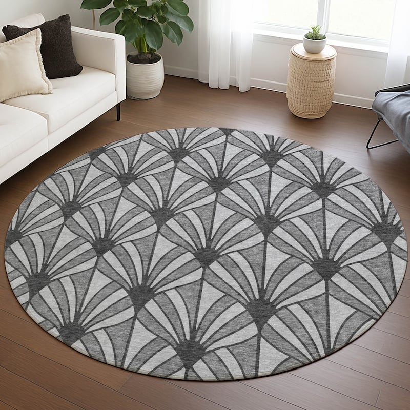 Machine Washable Indoor/ Outdoor Casual Kim Chantille Rug