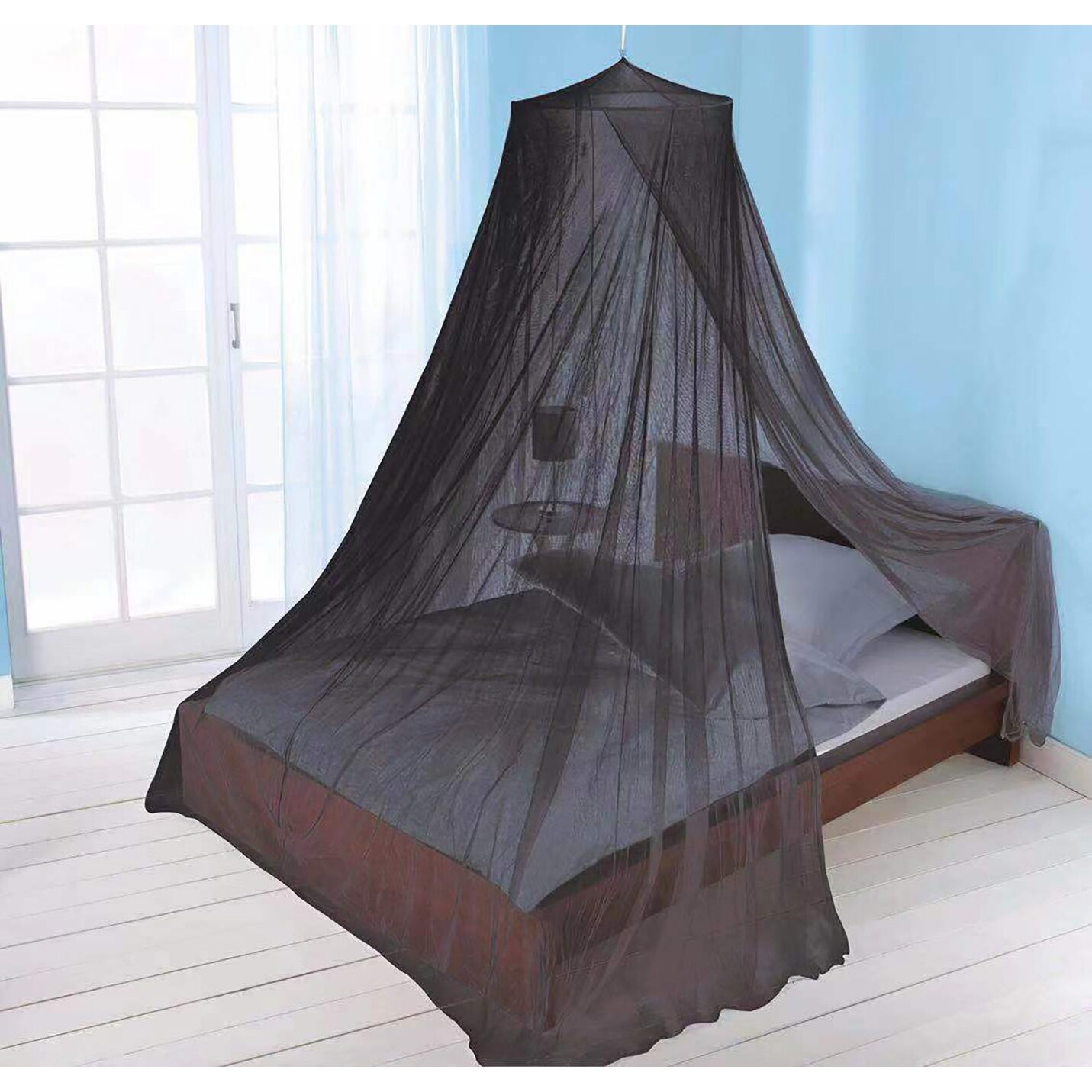 Elegant outlet mosquito net