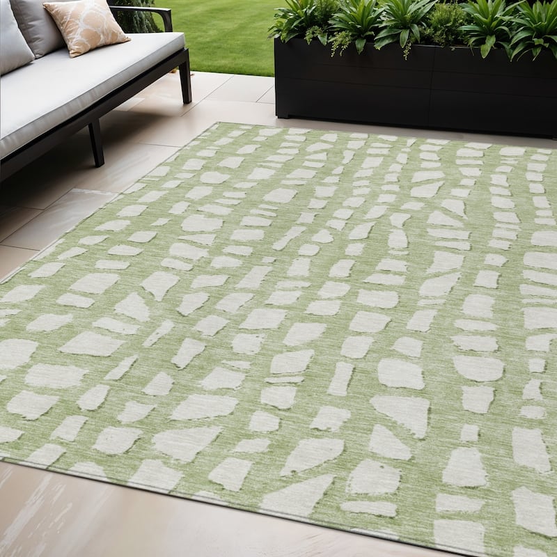HomeRoots Abstract Transitional Rectangle Outdoor Rug - 5' X 8'