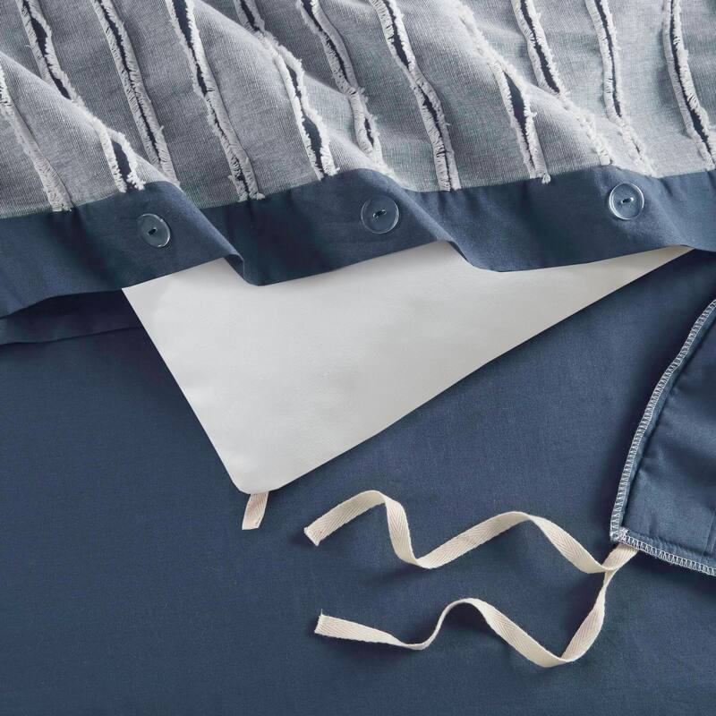 Madison Park Signature Essence Oversized Cotton Clipped Jacquard Comforter Set with Euro Shams and Throw Pillows