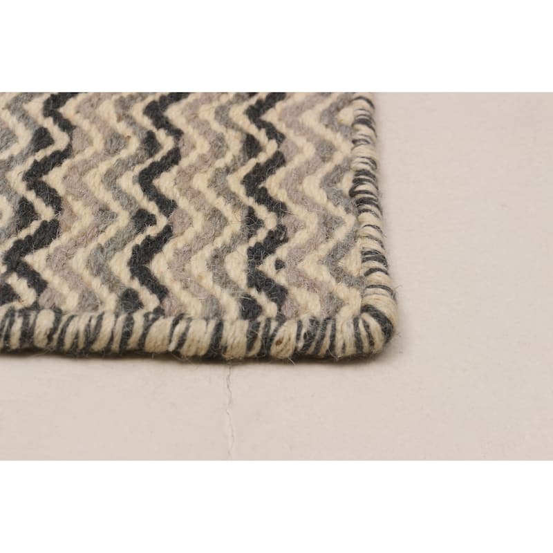 Nevada Taupe Kilim 4'11" x 7'7" - 4'11 x 7'7