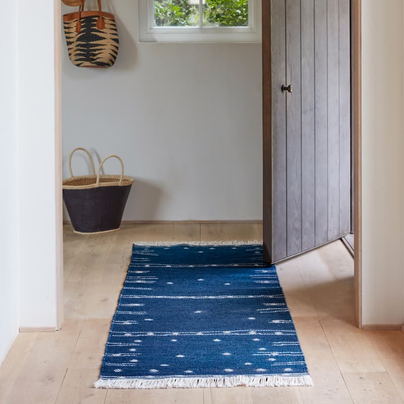 Libbi Indoor/ Outdoor Geometric Blue/ White Area Rug