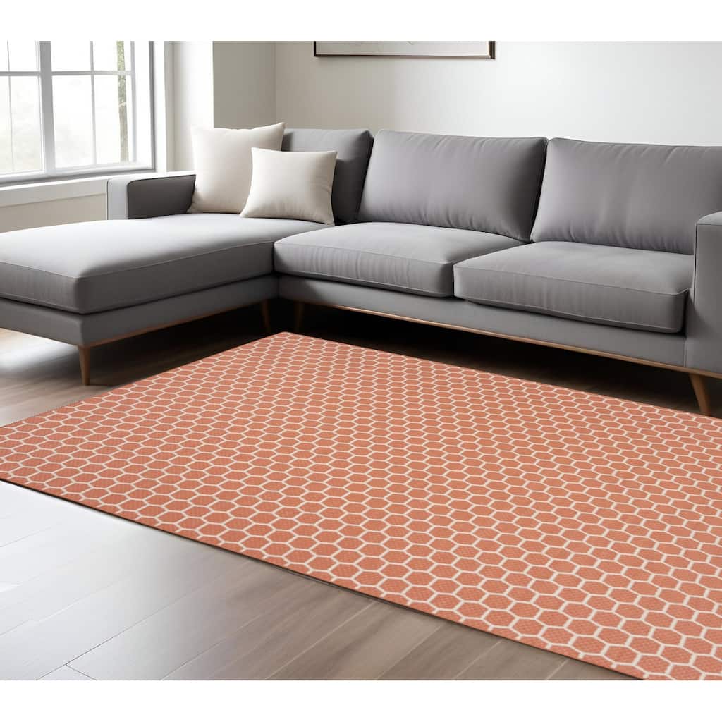 HomeRoots Geometric Modern Rectangle Outdoor Rug - 10' X 14'