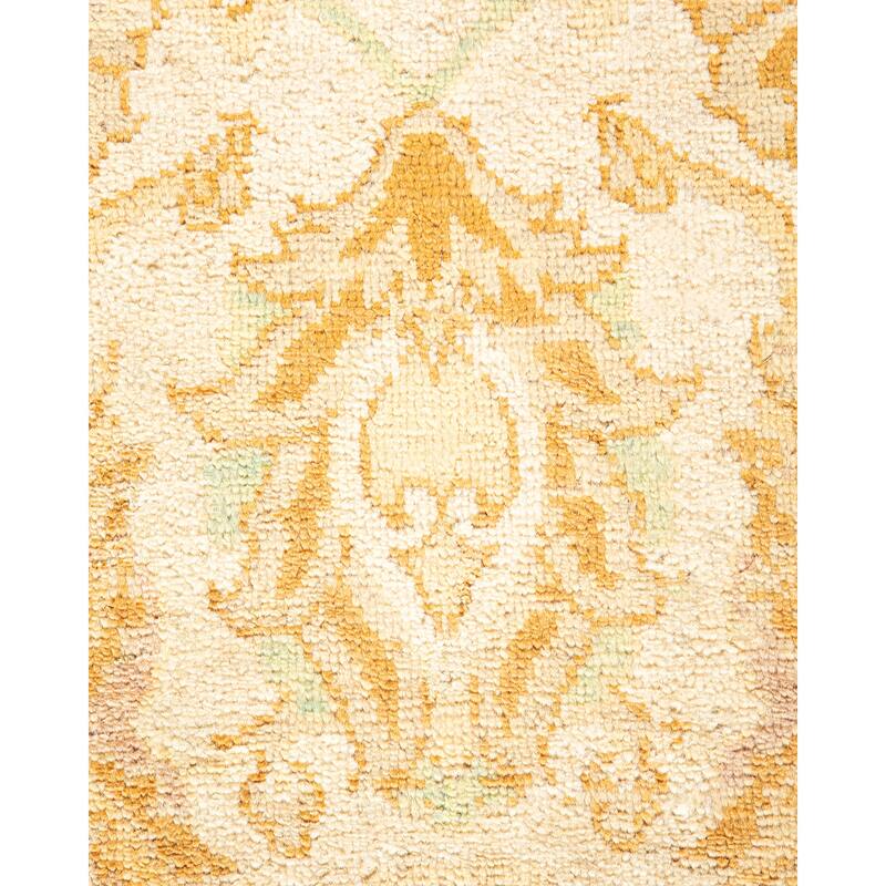 Overton Hand Knotted Wool Contemporary Floral Ivory Area Rug - 4' x 6'