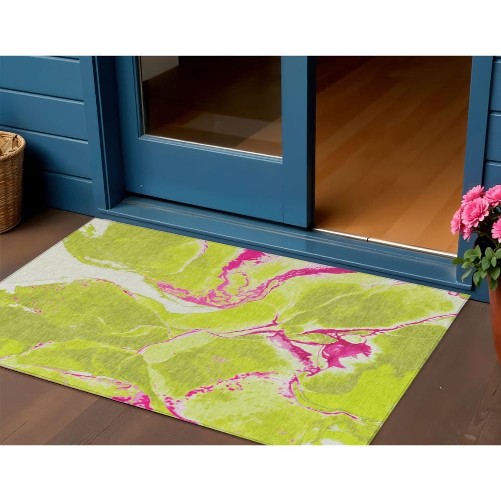 HomeRoots Abstract Transitional Rectangle Outdoor Rug