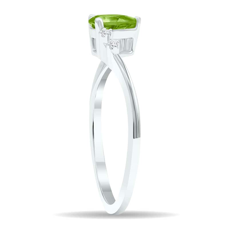 Women's Peridot and Diamond Wave Ring in 10K White Gold
