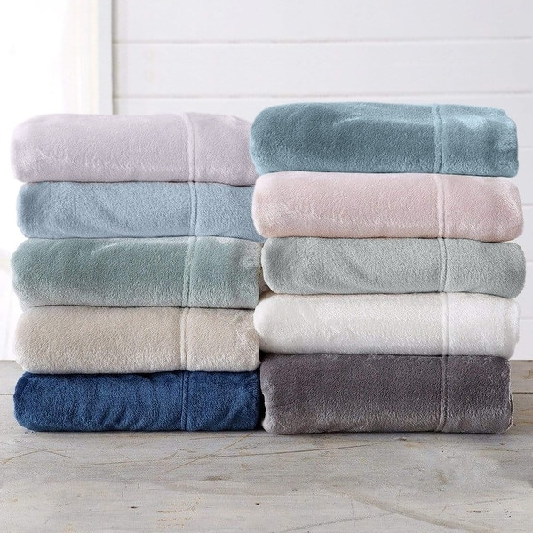 Luxurious Solid Velvet Plush Warm and Cozy Sheet Set - Bed Bath ...