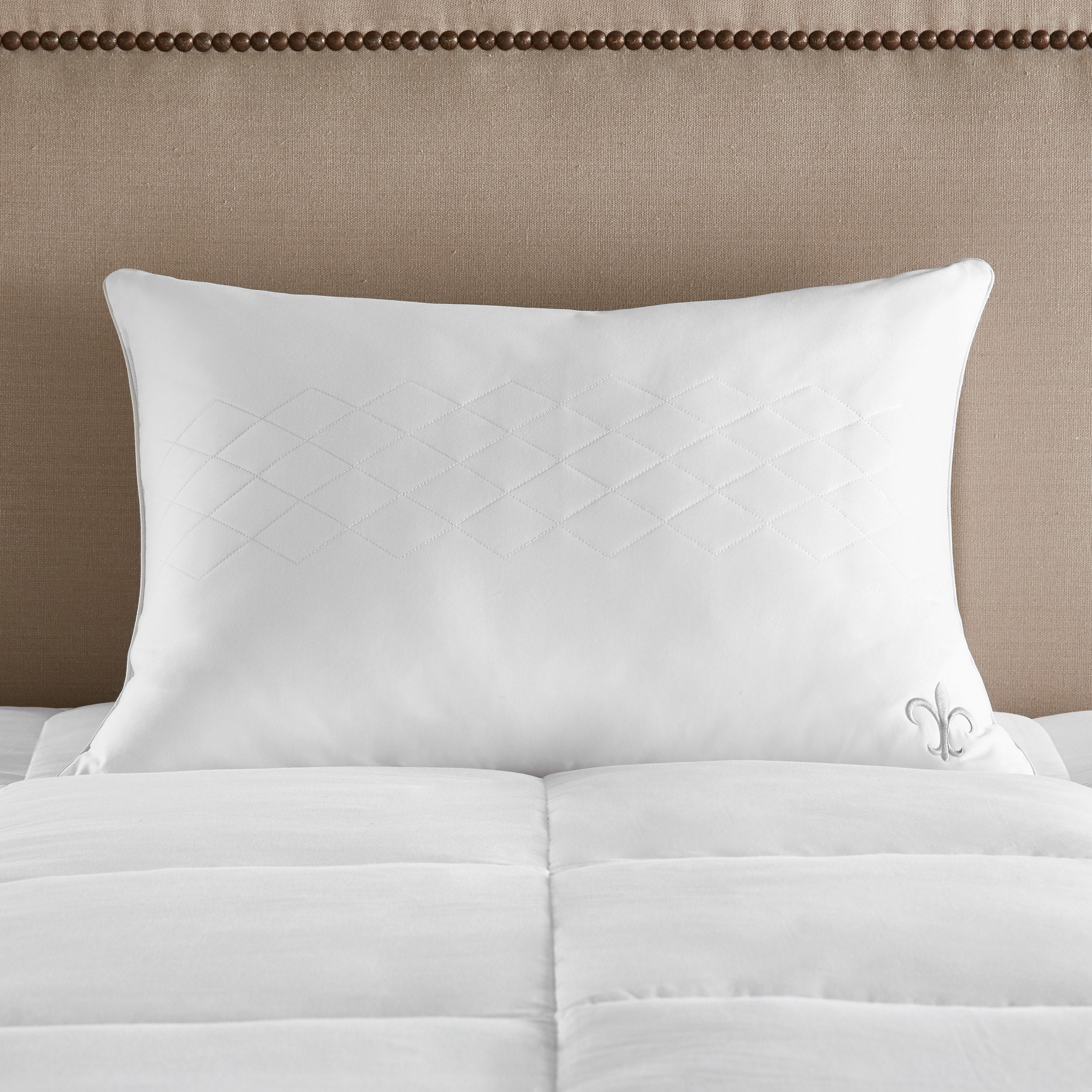 Stearns and foster pillow review best sale
