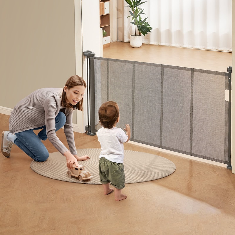 Mesh Foldable Wide Retractable Baby Gate Suitable for Playrooms Kitchens Or Hallways