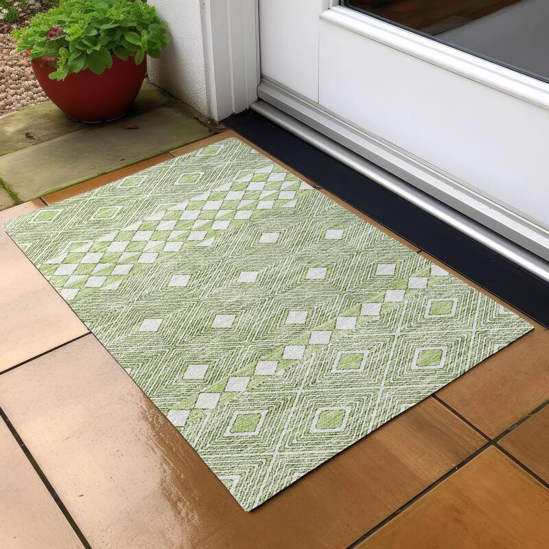 Machine Washable Indoor/ Outdoor Chantille Boho Moroccan Rug - Aloe - 1'8" x 2'6"