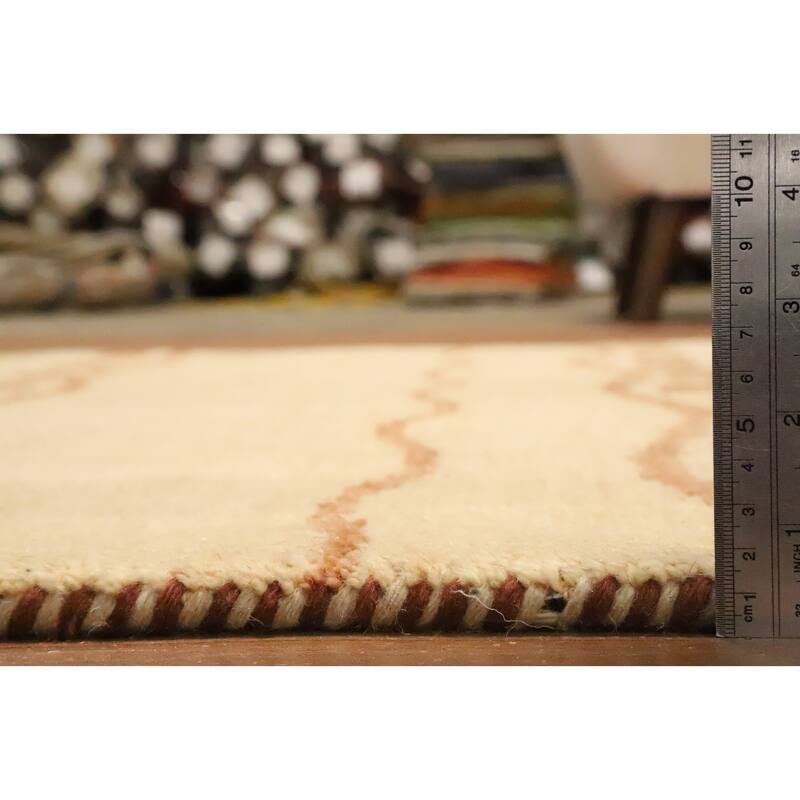 Hand Knotted Oriental 100% Wool Carpet Modern Modern Beige & Ivories Gabbeh Area Rug - 5' 11'' X 4' 0''