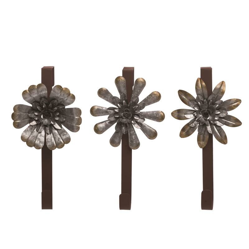 Transpac Metal Rustic Flower Wreath Hanger Set of 3 Spring Home Decorations