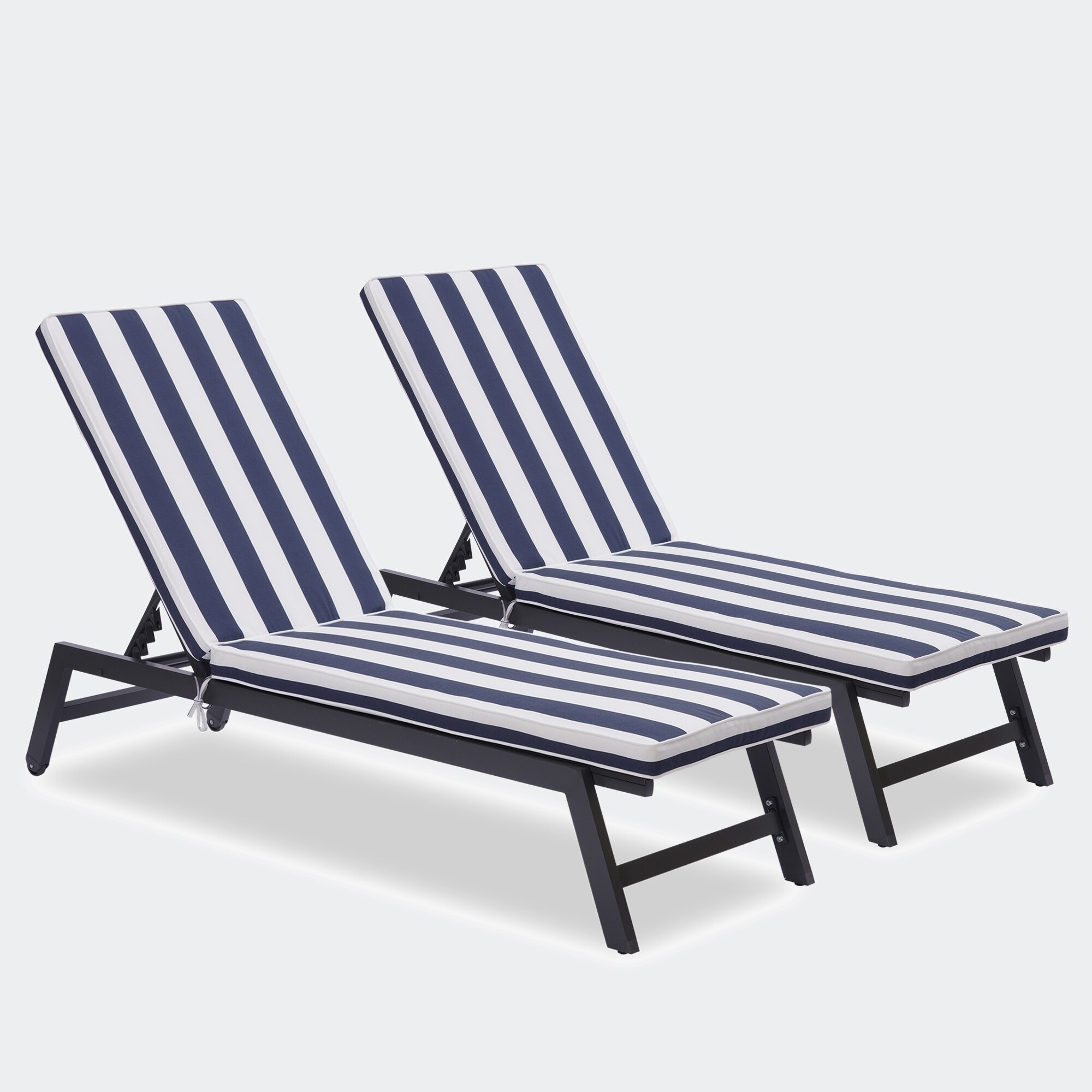 Venters chaise lounge set with hotsell cushions and table