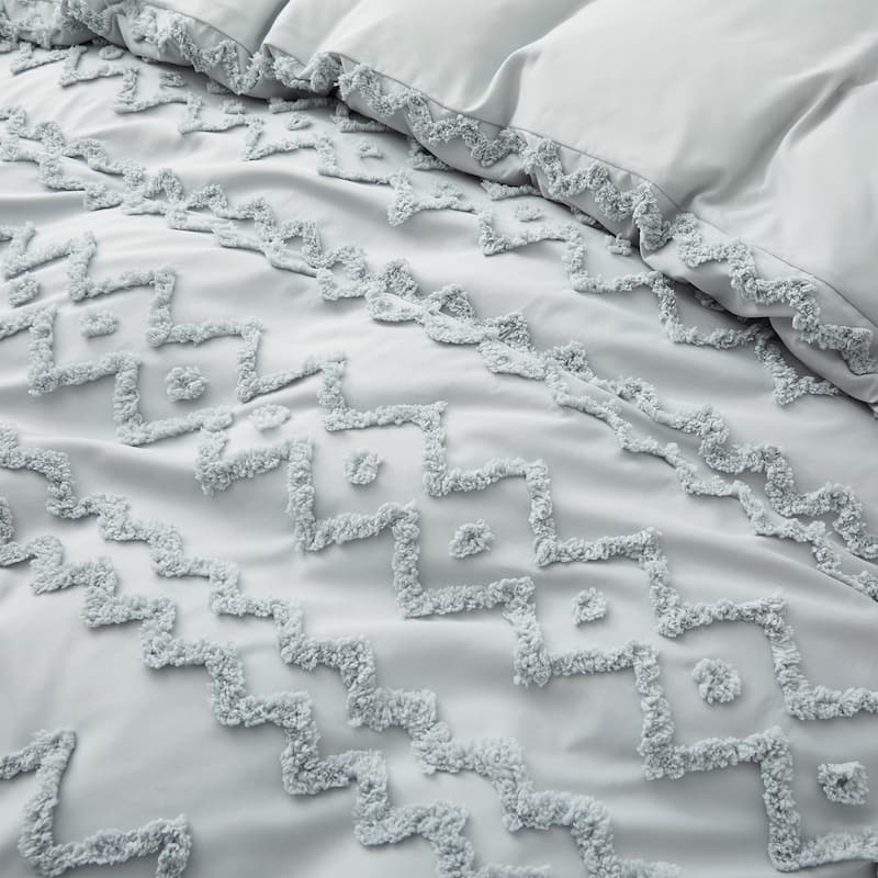 Clipped Jacquard Geometric Duvet Cover & Pillowcase Set