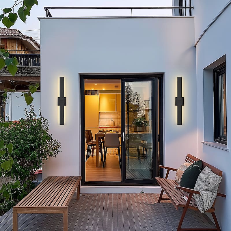 1-Light Black/White Aluminum LED Outdoor Wall Sconce