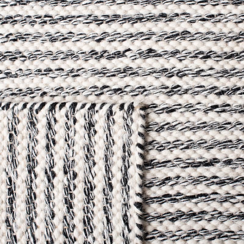 SAFAVIEH Flatweave Kilim Bahija Wool Rug