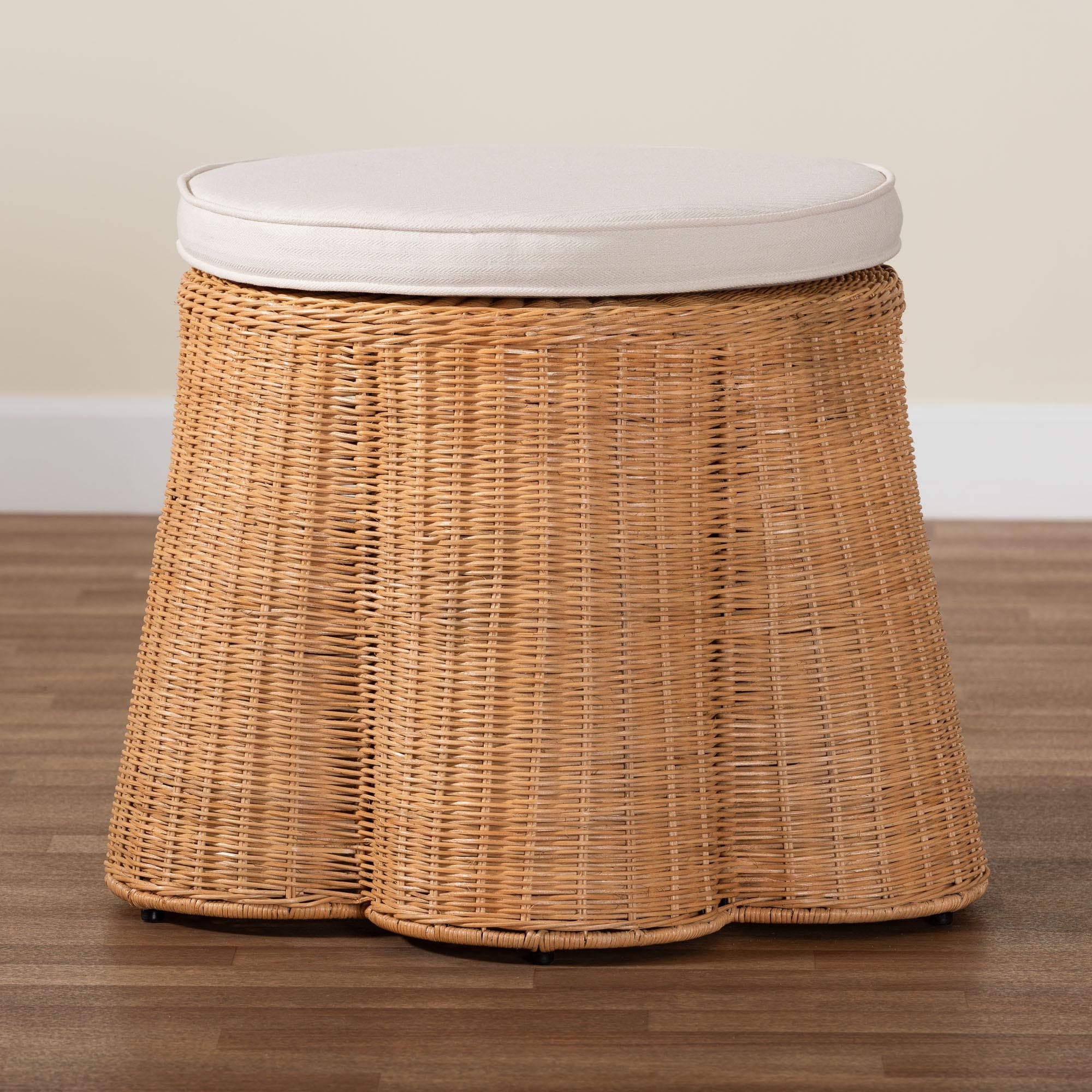 Palm-Scallop-Natural-Rattan-
