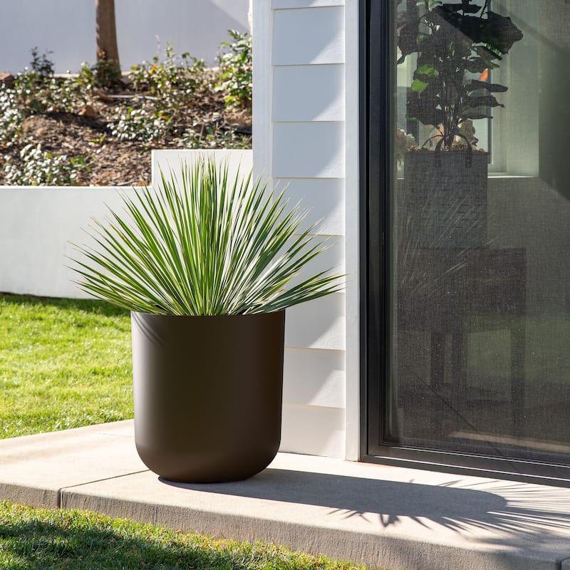 Pure Series Kona Modern Round Planter
