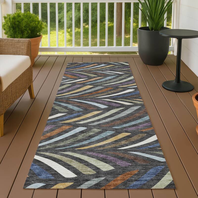 Machine Washable Indoor/ Outdoor Modern Feather Chantille Rug - Charcoal - 2'3" x 7'6"
