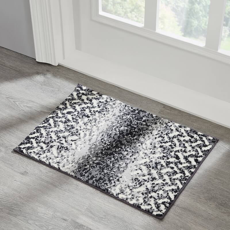 Better Trends 100% Micro Polyester 4&5 Pc Bathroom Rug Set-Casablanca Collection with Chevron Pattern, Machine Washable Bath Mat - 4 Piece Set 17"x24" | 20"x20" | 21"x34" | 24"x40" - Gray