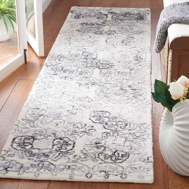 SAFAVIEH Handmade Metro Nell Floral Wool Rug - 2'3" x 9' Runner - Ivory/Grey