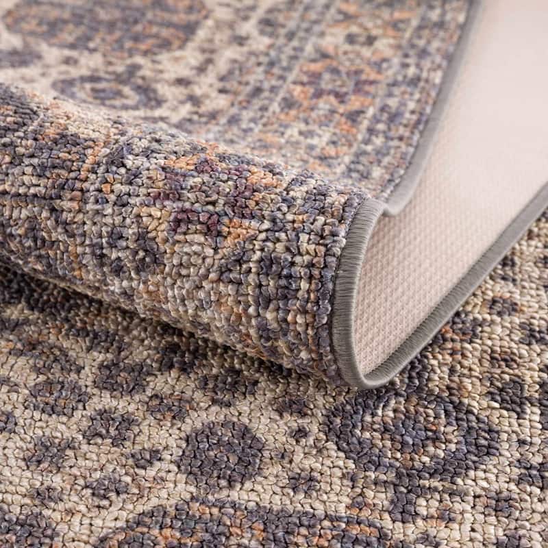 Reseca Oriental Traditional Vintage Distressed Machine Washable Area Rug