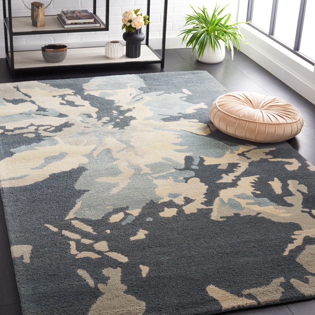 SAFAVIEH Handmade Bella Tinatin Modern Floral Wool Rug