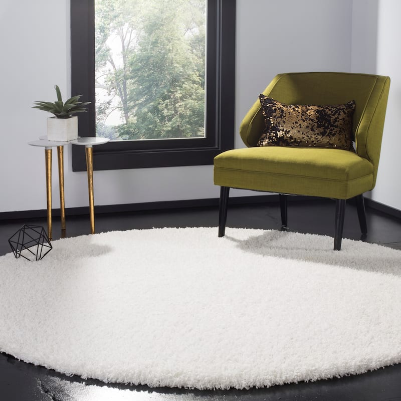 SAFAVIEH Laguna Shag Verdiana Solid Color 2-inch Thick Rug.