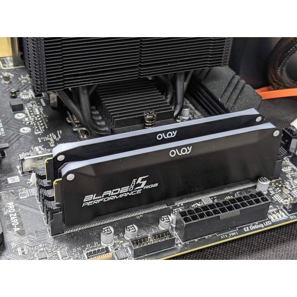 Set 2 Memorias Ram X 16 Gb Oloy Para Pc Ddr5 6000 | Éxito - Foto 8