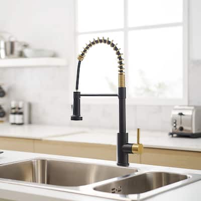 Modern Stainless Steel Pull-out Single Handle Kitchen Faucet