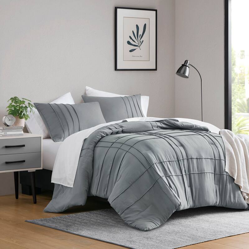 Chelsea Square Evans Pinch Pleated Soft Washed Boho Comforter Set