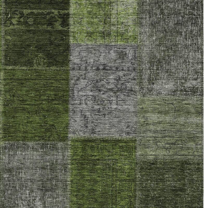 HomeRoots Patchwork Transitional Rectangle Outdoor Rug