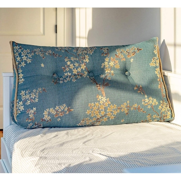 Large accent deals pillows for bed